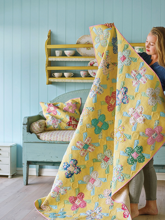 Tilda Apple Butter Quilt Kit Scrapflower Quilt in Sunny Yellow